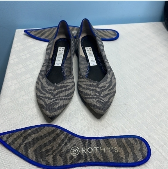 Rothy's the point in zebra size 8.5 - Picture 6 of 9